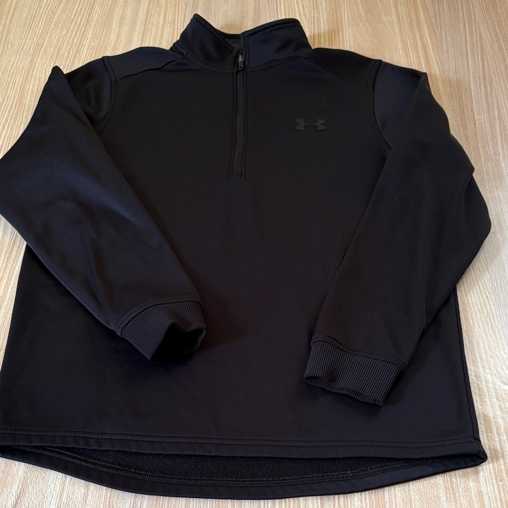 Under Armour 1/4 zip coldgear loose fit sweatshirt.